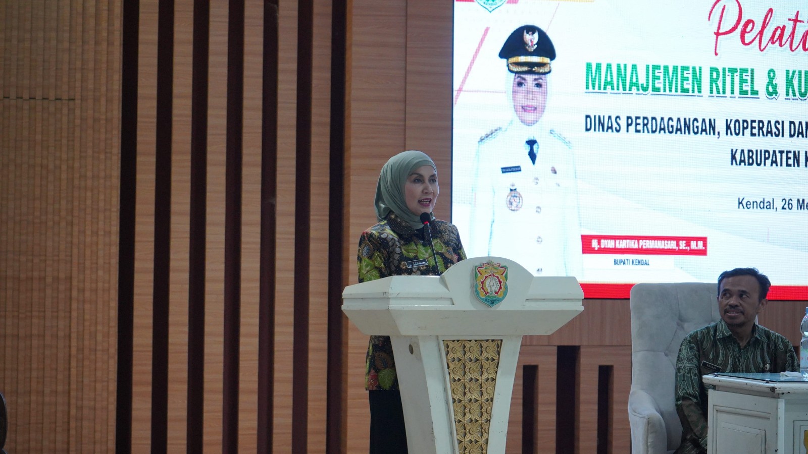 Pelatihan Manajemen Ritel dan Kurasi UMKM