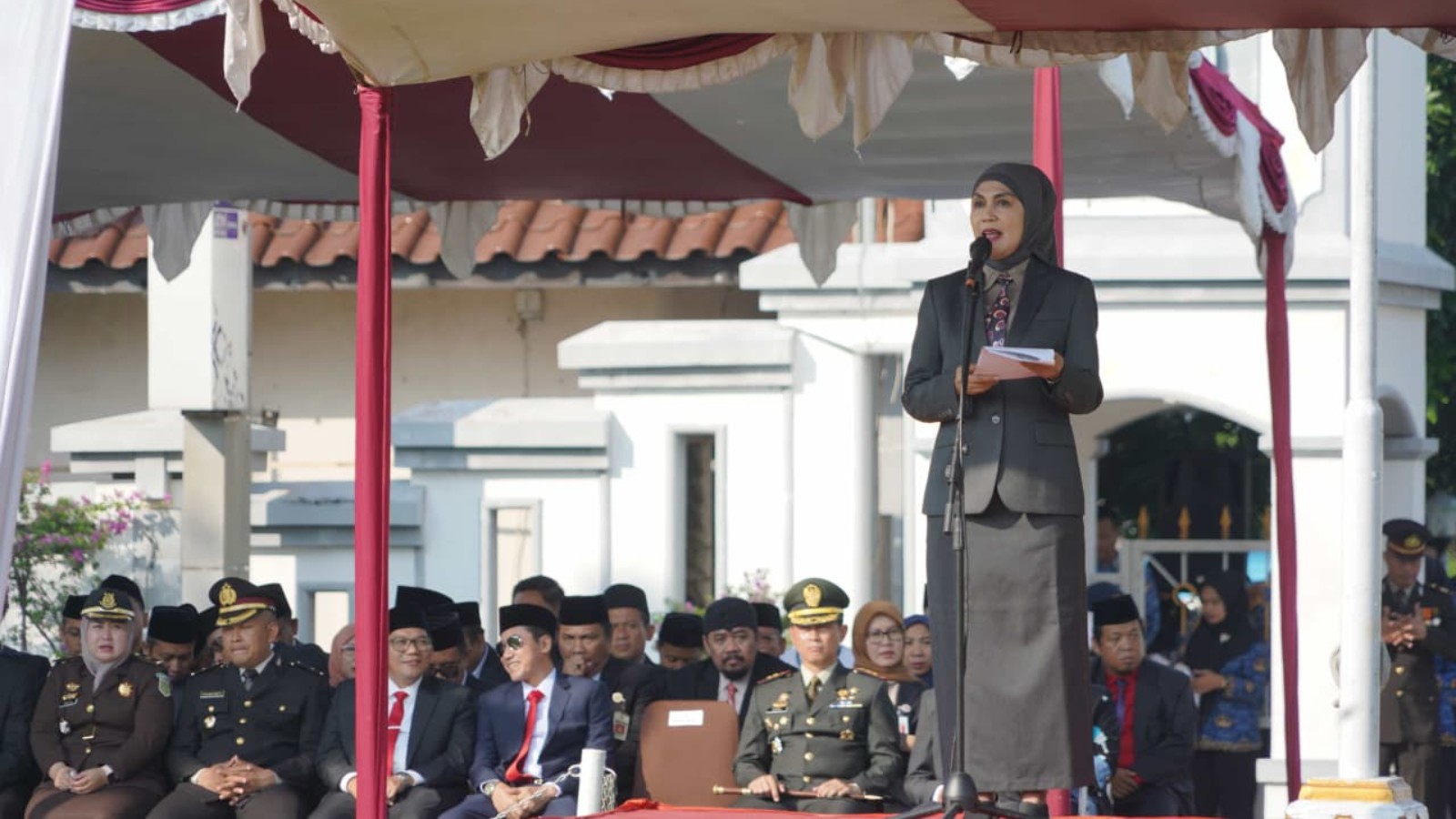 Upacara Peringatan Harkitnas dan Kearsipan Nasional
